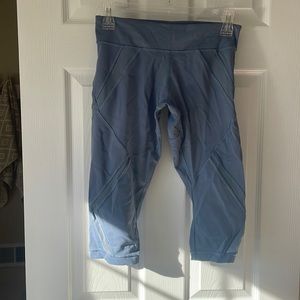 Size 6 lululemon crops